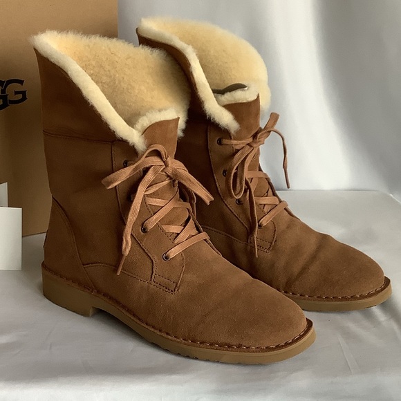 UGG Weylyn Suede Lace Up Sherpa Boots - Picture 6 of 7